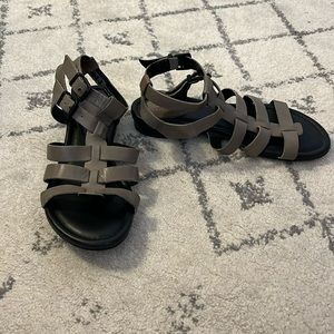 Clarks leather sandals, olive green, sz 7